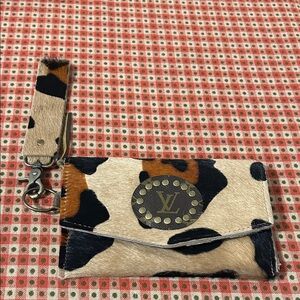 Louis Vuitton Cowhide Pattern Card Holder
